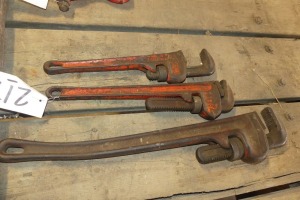 3-Pipe Wrenches