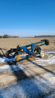 Husky 14ft x 8in Manure Pump