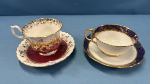 2 Royal Albert Cups & Saucers