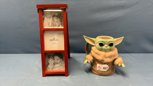 Baby Yoda Mug & Step Ladder Picture Frame