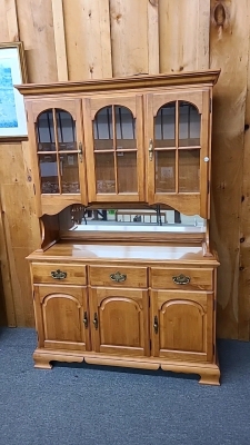 Roxton 2 Piece Buffet Hutch At Auction On {starts Closing Date}