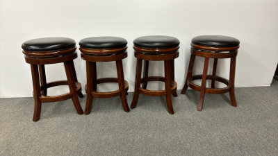 4 Swivel Top Bar Stools