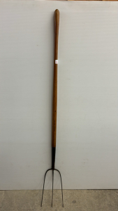 Long Handled 3 Prong Fork